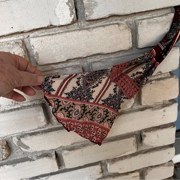 One world woman long sleeve  petite top NWT - Picture 5 of 5